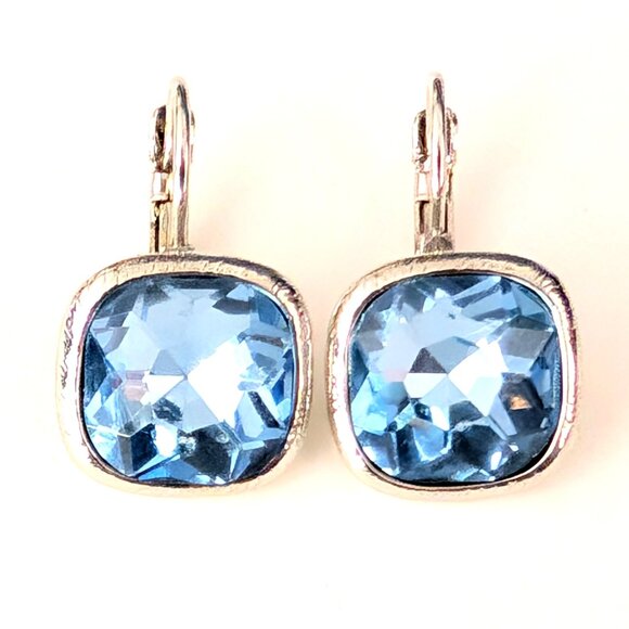 Monet blue faceted glass earrings - Picture 7 of 8